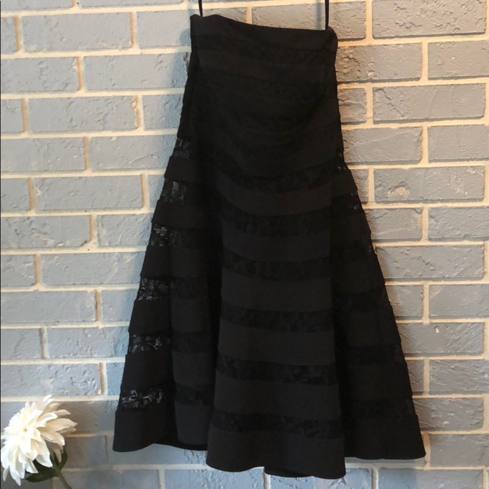 White House black market - BlackDress with lace